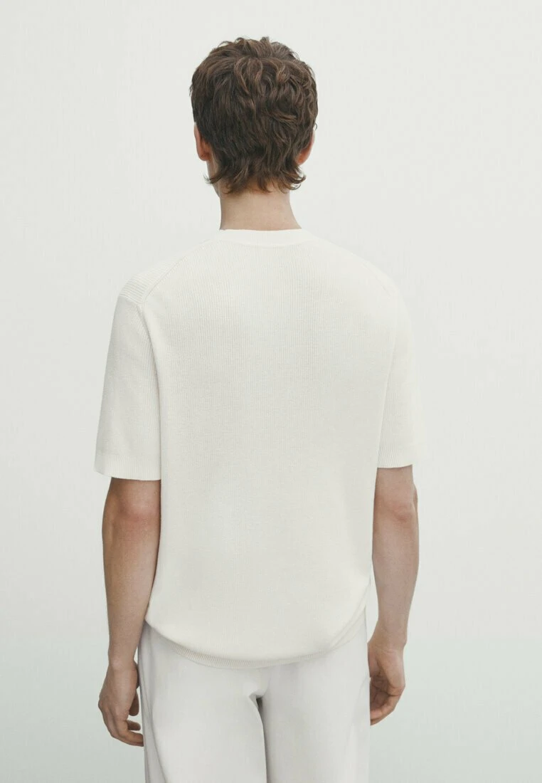 Massimo Dutti Vertical Textured Short Sleeve - Basic T-Shirt - Beige 4 Massimo Dutti Vertical Textured Short Sleeve - Basic T-Shirt - Beige - Image 2