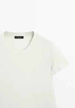 Massimo Dutti LIGHTWEIGHT SHORT SLEEVE - Basic T-shirt - Light Blue -Massimo Dutti Shop c5d599db146c4d5d995312c17567e250