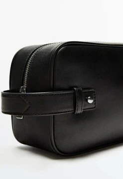 Massimo Dutti With Zip - Wash Bag - Black -Massimo Dutti Shop c66a483517724d7b99d0fced4c5d8bfa