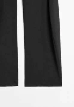 Massimo Dutti WIDE-LEG WITH SIDE POCKETS - Trousers - Black -Massimo Dutti Shop c77ac1eae141415baa9ff65d0bb26255