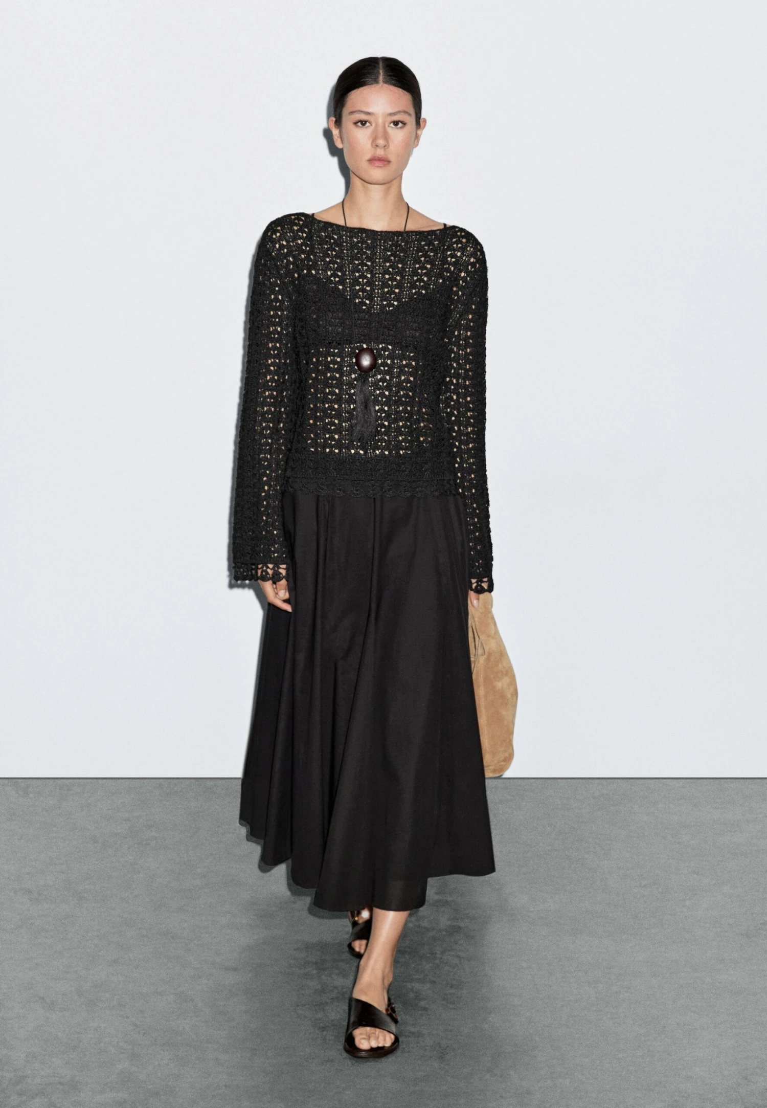 Massimo Dutti LONG FLARED - Maxi Skirt - Black 4 Massimo Dutti LONG FLARED - Maxi Skirt - Black - Image 2