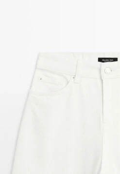 Massimo Dutti HIGH-WAIST BARREL FIT - Relaxed Fit Jeans - White -Massimo Dutti Shop c7cda784b4604b41b9e9a83a18c927af