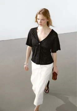 Massimo Dutti BOXY FIT SHORT SLEEVE - Button-down Blouse - Black -Massimo Dutti Shop c7e40d6f05f1492eb8c70ebcda96a7f6