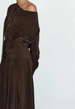 Massimo Dutti LONG FLOWING WITH DRAPED SASH BELT - Maxi Dress - Brown 12 Massimo Dutti LONG FLOWING WITH DRAPED SASH BELT - Maxi Dress - Brown -Massimo Dutti Shop c894b401c9644315ae9bf770ea8654ef