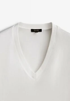 Massimo Dutti Basic T-Shirt - Beige -Massimo Dutti Shop c8a8fb8842a84b67941bfef9cfbe7ef2