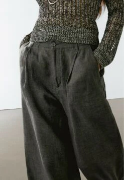 Massimo Dutti WIDE-LEG - Trousers - Green -Massimo Dutti Shop c8cf4ced7e2c4ea28a5866820bae3740