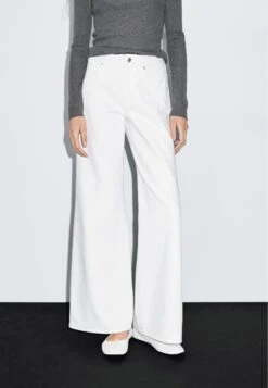 Massimo Dutti TEXTURED WIDE-LEG DENIM-EFFECT - Wide Leg - White