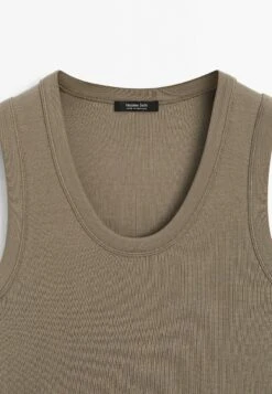 Massimo Dutti HEAVY WEIGHT RIBBED ROUND NECK - Basic T-shirt - Khaki 20 Massimo Dutti HEAVY WEIGHT RIBBED ROUND NECK - Basic T-shirt - Khaki -Massimo Dutti Shop ca27101874ae4e549531806bf8538e54