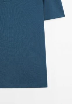 Massimo Dutti TEXTURED SHORT SLEEVE POLO NECK - Polo Shirt - Mottled Dark Blue -Massimo Dutti Shop cc3fbd81731d48b5ae5004eac4f9596e