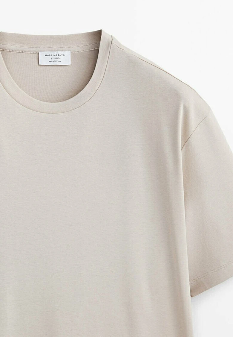 Massimo Dutti Studio -Short Sleeve - Basic T-Shirt - Beige 5 Massimo Dutti Studio -Short Sleeve - Basic T-Shirt - Beige - Image 3