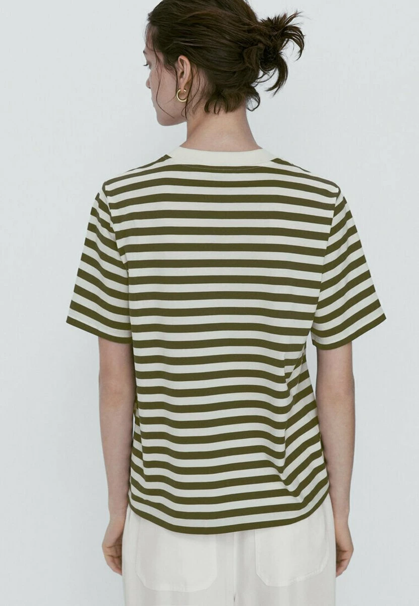 Massimo Dutti Short Sleeve Striped - Print T-Shirt - Khaki 5 Massimo Dutti Short Sleeve Striped - Print T-Shirt - Khaki - Image 3