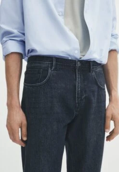 Massimo Dutti Tapered Fit Selvedge- Straight Leg Jeans - Dark Blue -Massimo Dutti Shop cd33783853334cfe8936a75374eb45d8