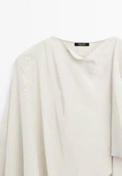 Massimo Dutti SHORT FLOWING CAPE WITH SLEEVE DETAIL - Cape - Beige -Massimo Dutti Shop cdc5d861018e4697acb0fe1b58a4a8f1