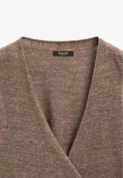 Massimo Dutti CROSSOVER V-NECK - Top - Brown 21 Massimo Dutti CROSSOVER V-NECK - Top - Brown -Massimo Dutti Shop ce6be675ed974d42a0c89b87a63e1e4a