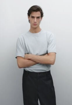 Massimo Dutti SHORT SLEEVE WITH CREW NECK - Basic T-shirt - Light Blue