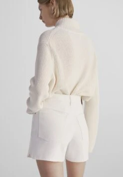 Massimo Dutti High Waist - Denim Shorts - Beige -Massimo Dutti Shop cfe0e312c9ec4a9b8a14d6608d2843c9