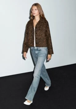 Massimo Dutti ANIMAL - Summer Jacket - Dark Brown -Massimo Dutti Shop d044ead7555e4ae89e450364521a9113