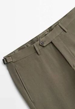 Massimo Dutti Smart In A Bi-Stretch - Chinos - Beige -Massimo Dutti Shop d25c81ab9dac484086923baf037af367