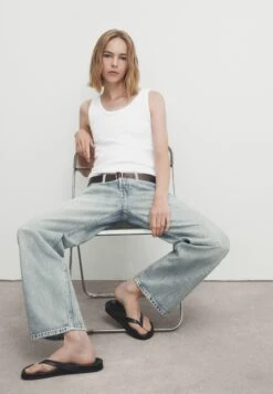 Massimo Dutti SleevelessBlend - Top - White 21 Massimo Dutti SleevelessBlend - Top - White -Massimo Dutti Shop d2d9b0c5f4ad4c8f849b5d602cd6da51