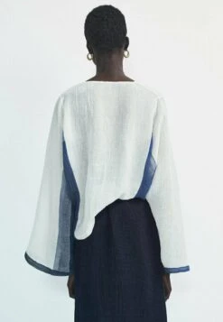 Massimo Dutti Contrast Waffle Blend - Blouse 13 Massimo Dutti Contrast Waffle Blend - Blouse -Massimo Dutti Shop d2d9ea39605a4cef80cda89ee6233618