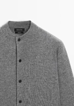 Massimo Dutti WITH RAGLAN SLEEVES - Cardigan - Grey -Massimo Dutti Shop d31aa9fc23704e809a179340cb38eaea