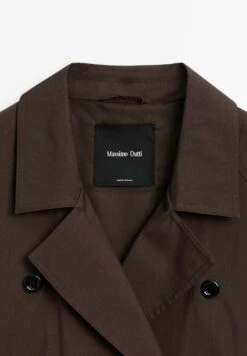 Massimo Dutti BUTTONED RAGLAN SLEEVE WITH BACK DETAIL - Trenchcoat - Bordeaux -Massimo Dutti Shop d3ff642640cd425285a78d207756aa42