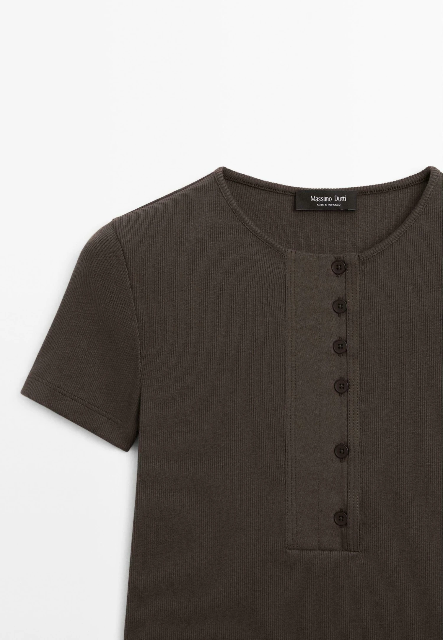 Massimo Dutti SHORT SLEEVE WITH CHEST DETAIL - Basic T-shirt - Dark Brown 7 Massimo Dutti SHORT SLEEVE WITH CHEST DETAIL - Basic T-shirt - Dark Brown - Image 5