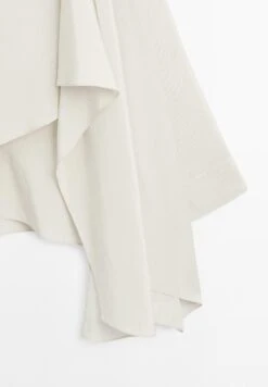 Massimo Dutti SHORT FLOWING CAPE WITH SLEEVE DETAIL - Cape - Beige -Massimo Dutti Shop d47f4c73cbbc4a1da9ce231bc287383f