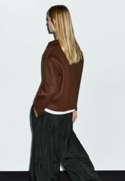 Massimo Dutti SHORT - Short Coat - Bordeaux -Massimo Dutti Shop d56939c9863140abb798f3bfb985a3bb