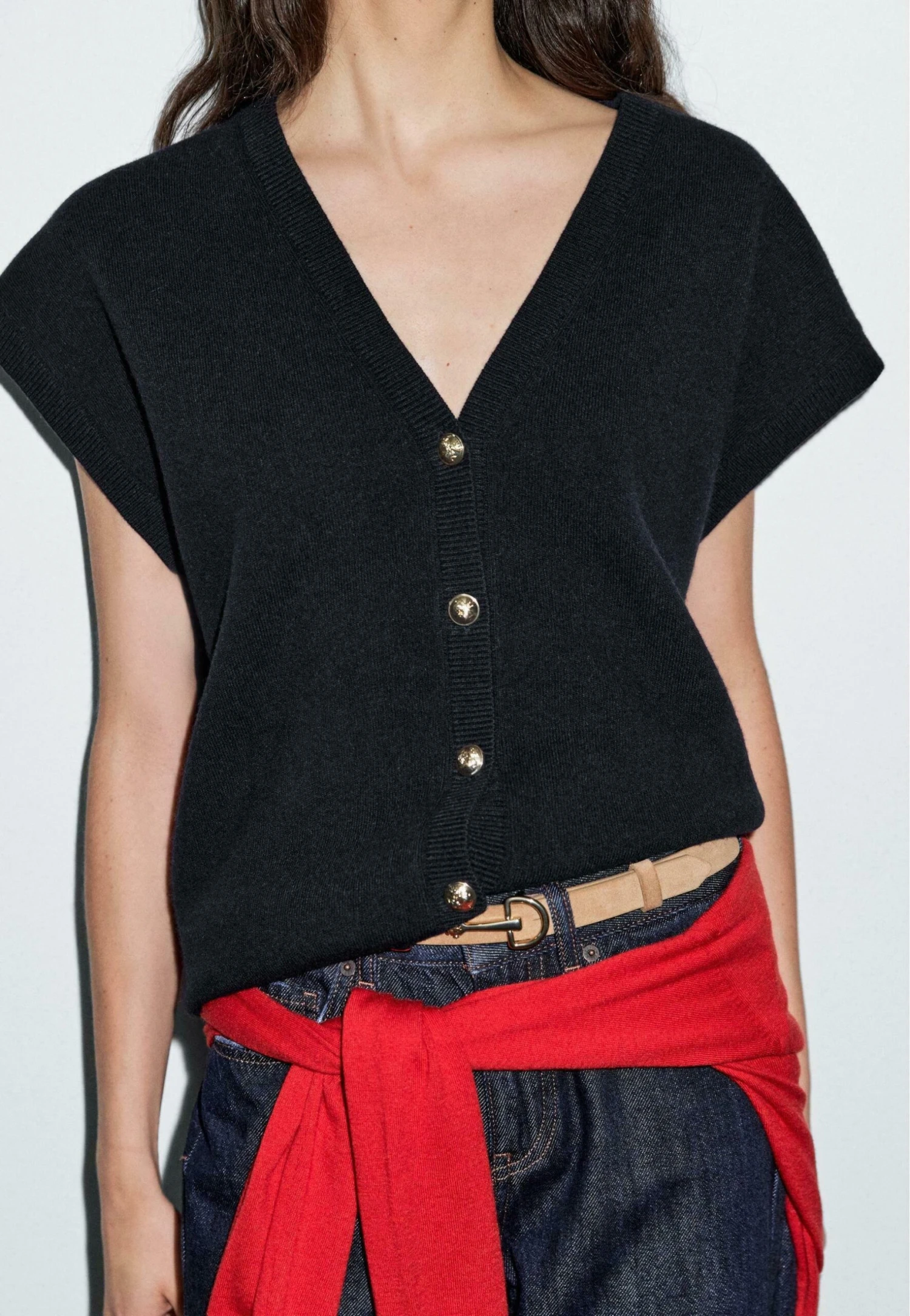 Massimo Dutti V-NECK WITH GOLDEN BUTTONS - Waistcoat - Dark Blue 5 Massimo Dutti V-NECK WITH GOLDEN BUTTONS - Waistcoat - Dark Blue - Image 3