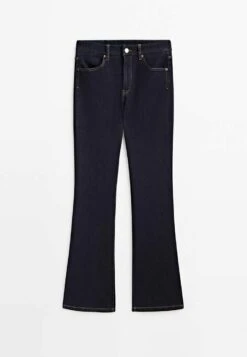 Massimo Dutti Flare Fit Rinse Wash High-Waist- Flared Jeans - Blue 21 Massimo Dutti Flare Fit Rinse Wash High-Waist- Flared Jeans - Blue -Massimo Dutti Shop d5b16691778a4e41ad5a00cc37a3168f