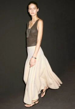 Massimo Dutti FLOUNCE MIDI - Pleated Skirt - BEIGE -Massimo Dutti Shop d6c1abf055f448a8a97804f8b3d1e04c