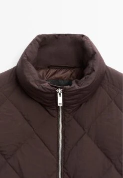 Massimo Dutti SHORT WATER-REPELLENT PUFFER - Down Jacket - Bordeaux -Massimo Dutti Shop d6e8ca11a411443d9c08f3eee0da7854