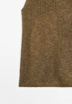 Massimo Dutti EMBELLISHED HALTER NECK - Top - Green 16 Massimo Dutti EMBELLISHED HALTER NECK - Top - Green -Massimo Dutti Shop d970fa6f96b14e9299062b29a8612025