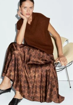 Massimo Dutti CHEQUERED PRINT MIDI - Maxi Skirt - Gold-coloured -Massimo Dutti Shop d981db0bdc1348b380d08991f994c7a9