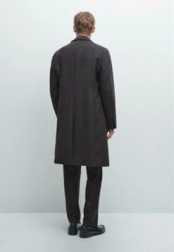 Massimo Dutti LONG WITH LAPEL COLLAR - Classic Coat - Dark Grey -Massimo Dutti Shop d9ff7eec4441425684eadbcb02a7fdcb