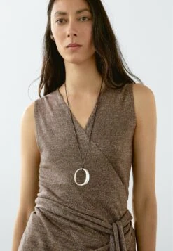 Massimo Dutti CROSSOVER V-NECK - Top - Brown 16 Massimo Dutti CROSSOVER V-NECK - Top - Brown -Massimo Dutti Shop da15f451714745329254820c86f6e7e9