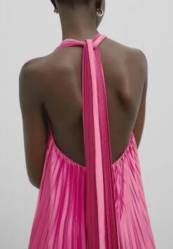 Massimo Dutti Studio Long Pleated - Day Dress -Massimo Dutti Shop da48c7c4ad7948c0867fd61e4637ebdc