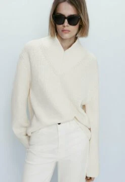 Massimo Dutti Cropped Mid Waist - Trousers - Beige -Massimo Dutti Shop da7927857bd347c98001bc9e6273e0c6