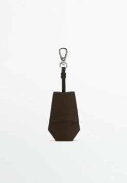 Massimo Dutti With Embossed Detail - Keyring - Ochre -Massimo Dutti Shop da9b54770f414ac39e1955f6774e7984