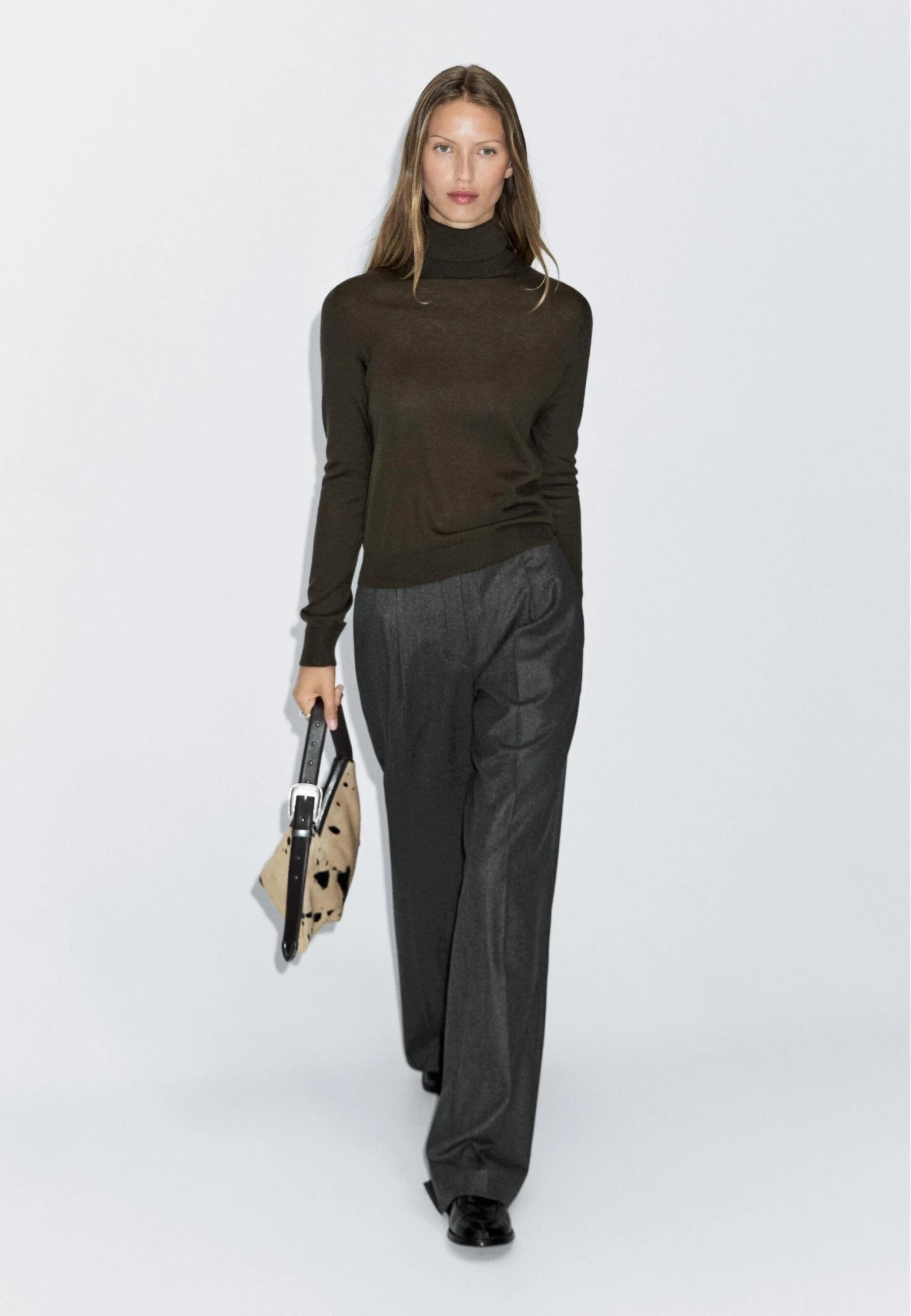 Massimo Dutti Jumper - Light Green 7 Massimo Dutti Jumper - Light Green - Image 5