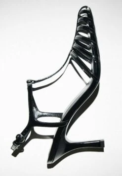 Massimo Dutti Finish Heeled Cage - Studio - Classic Heels - Black -Massimo Dutti Shop db0bbdf9b89c4d0a9fb90c3ac6f53f47