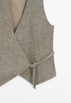 Massimo Dutti SHORT DOUBLE-BREASTED - Waistcoat - Beige -Massimo Dutti Shop db7fe495d4c94675a295510bff108172