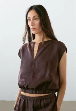 Massimo Dutti GARMENT WITH ELASTICATED HEM - Blouse - Mottled Bordeaux -Massimo Dutti Shop dc2e0256caf546528b27e9d21a4635d2