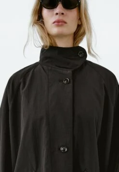 Massimo Dutti OVERSIZE FLOWING IN WATER-REPELLENT FABRIC - Trenchcoat - Black -Massimo Dutti Shop dd67208482994b42a0027e25d9a34032