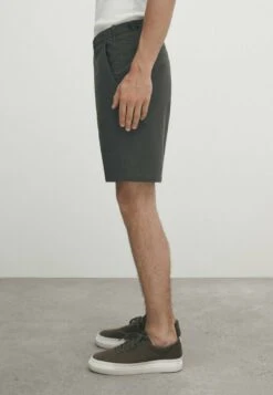 Massimo Dutti Bermuda With Dyed Thread - Shorts - Green -Massimo Dutti Shop ddf3da0612624d05bc61927486d297d8