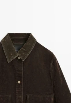 Massimo Dutti SHORT WITH POCKETS AND FINISH - Denim Jacket - Dark Brown 19 Massimo Dutti SHORT WITH POCKETS AND FINISH - Denim Jacket - Dark Brown -Massimo Dutti Shop ded7190aad5e4fe6b57ce915d4a60e1f