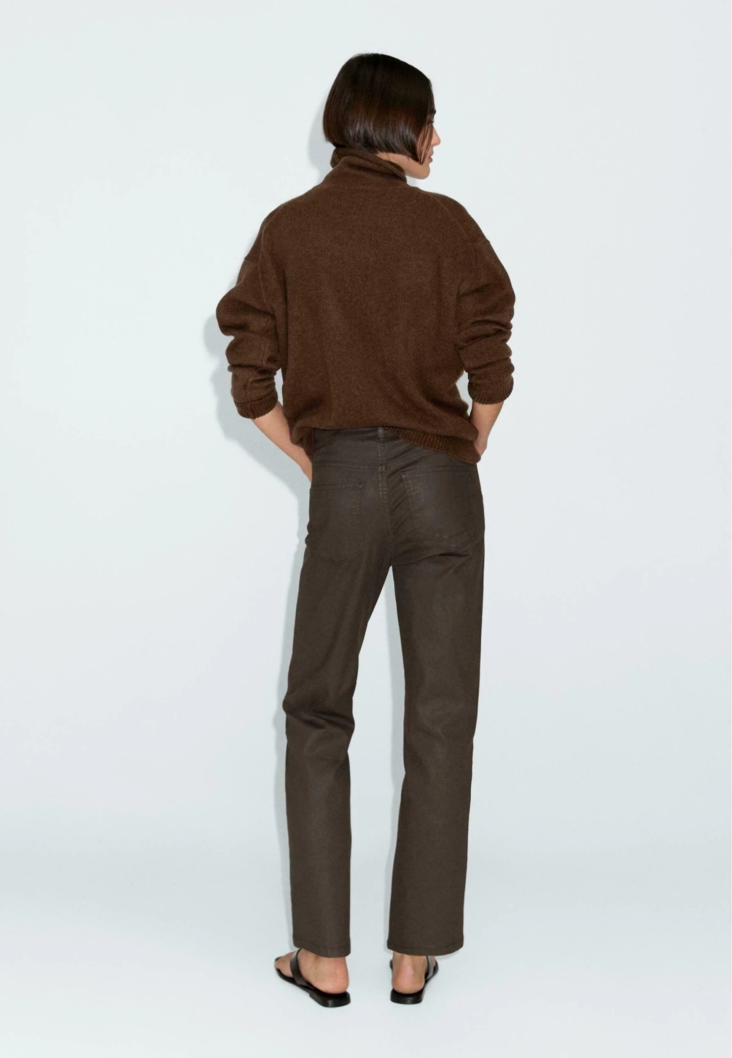 Massimo Dutti HIGH-WAIST STRAIGHT-LEG WAXED - Straight Leg Jeans - Mottled Dark Brown 5 Massimo Dutti HIGH-WAIST STRAIGHT-LEG WAXED - Straight Leg Jeans - Mottled Dark Brown - Image 3