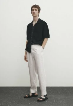 Massimo Dutti Textured With Buttons - Cardigan - Black -Massimo Dutti Shop df939998f86d448e815e08489c2f1c73