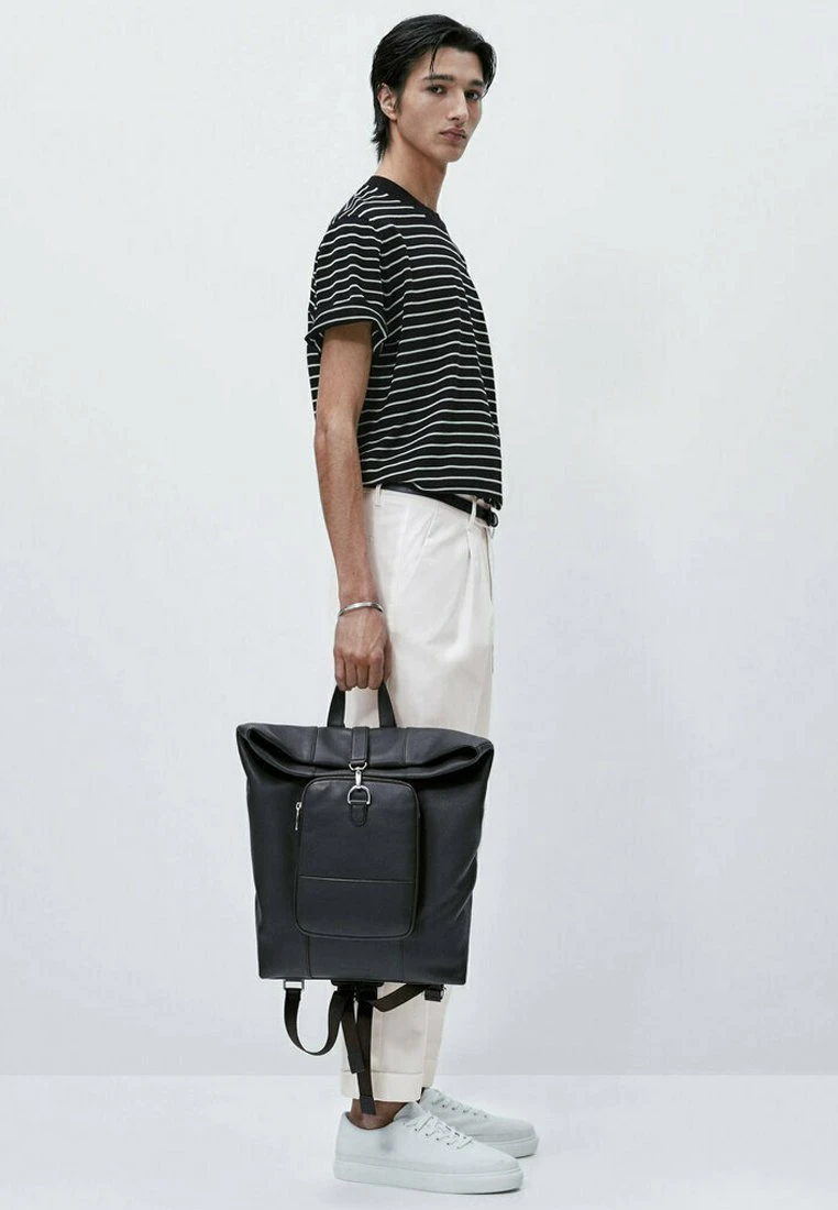 Massimo Dutti Striped Milano - Print T-Shirt - Dark Blue Denim 6 Massimo Dutti Striped Milano - Print T-Shirt - Dark Blue Denim - Image 4